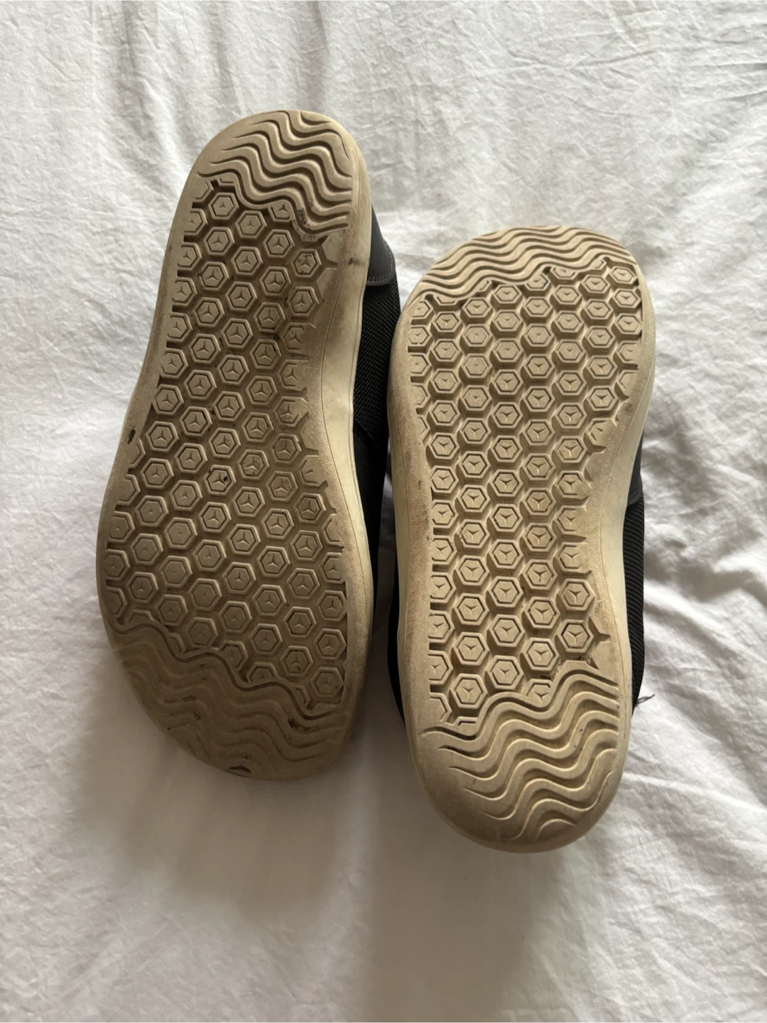 Hobibear Size 9 Shoes (used at the gym) - photo 3