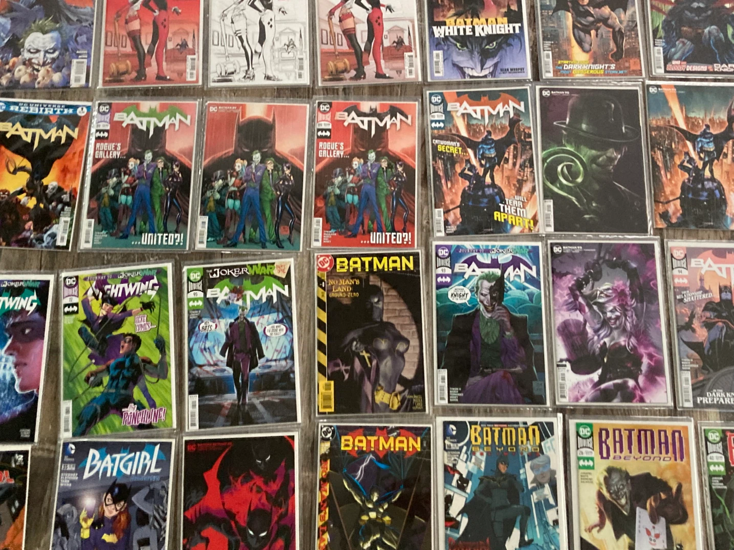 DC Comics Batman & Related Titles Comic Collection - photo 2