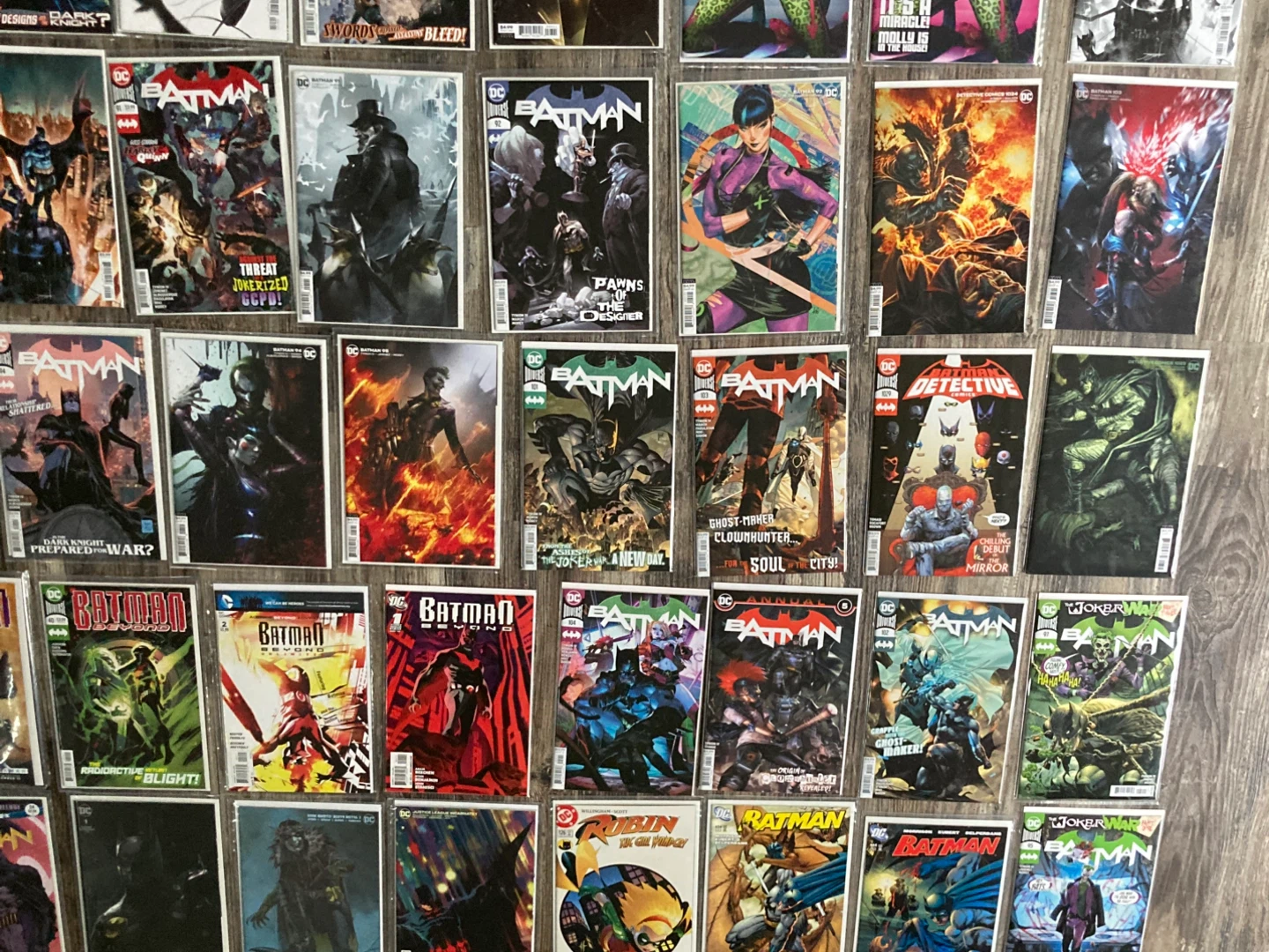 DC Comics Batman & Related Titles Comic Collection - photo 4