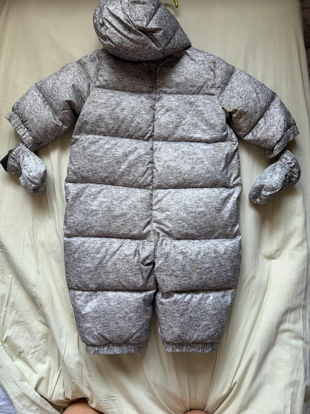 Baby Gap Puffer Snowsuit 6-12 Months - photo 3