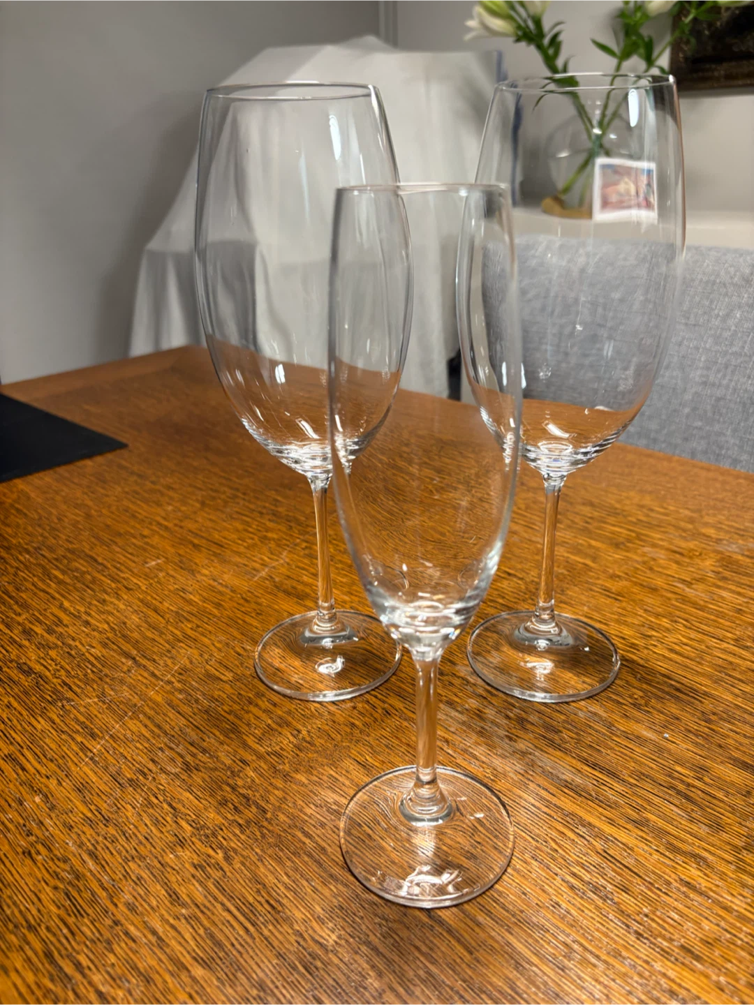 Assorted Glass Wine (2) and (1) Champagne Flute Set