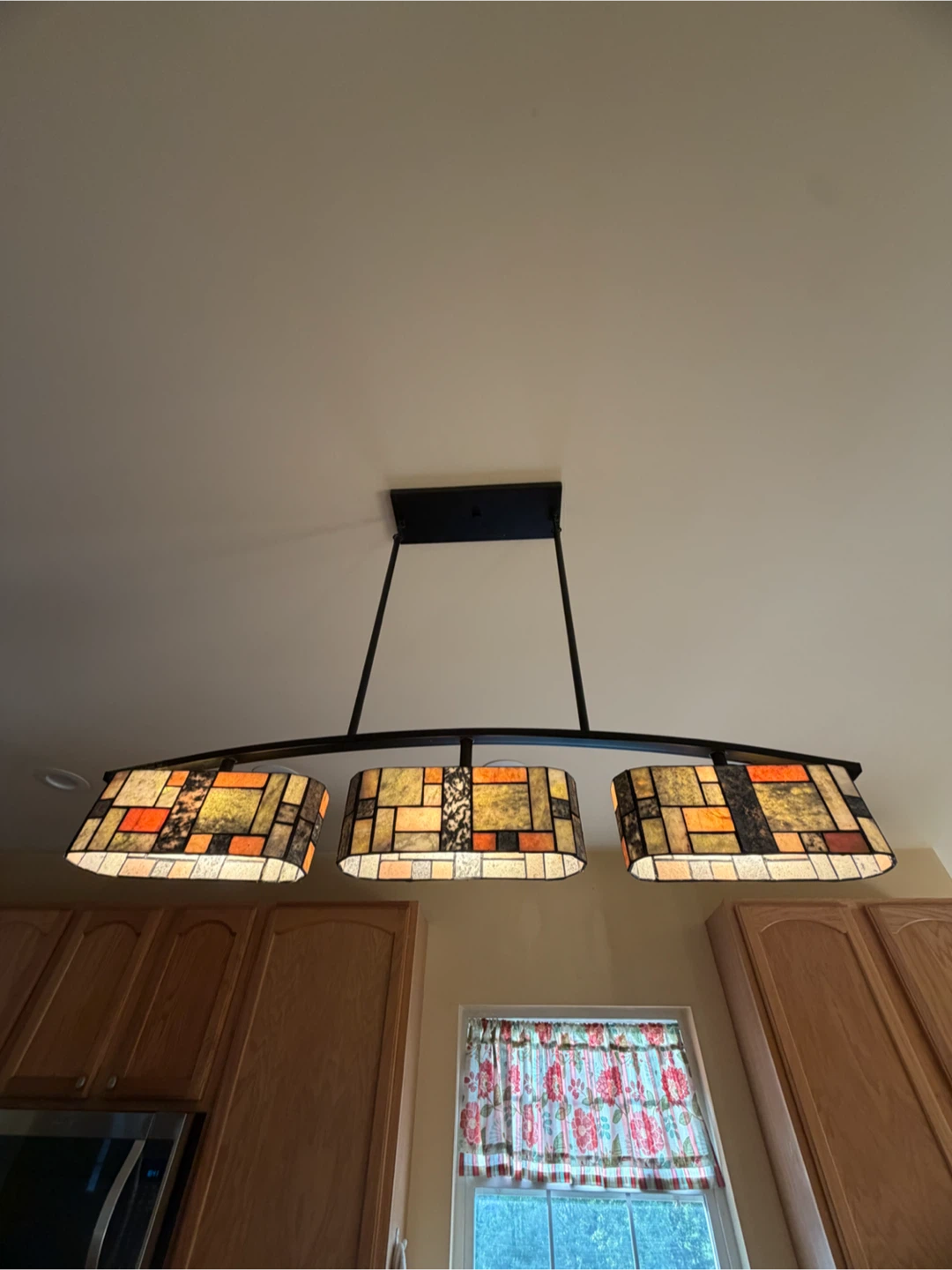 Beautiful 3 light island pendant light in stained glass - photo 4