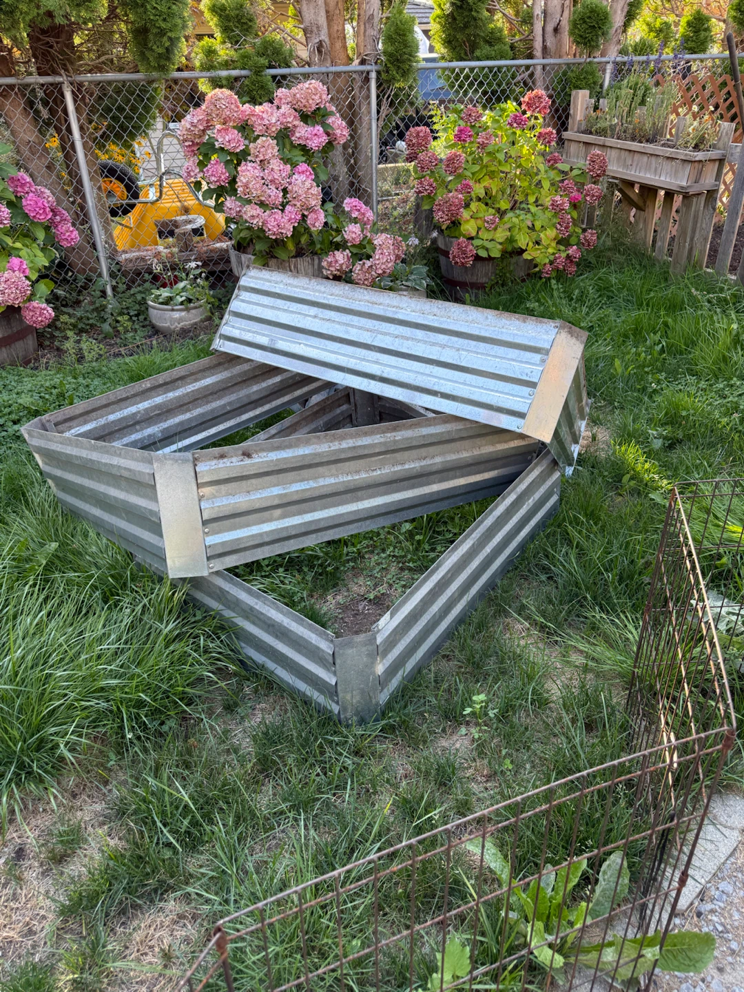 Corrugated Metal Raised Garden Bed