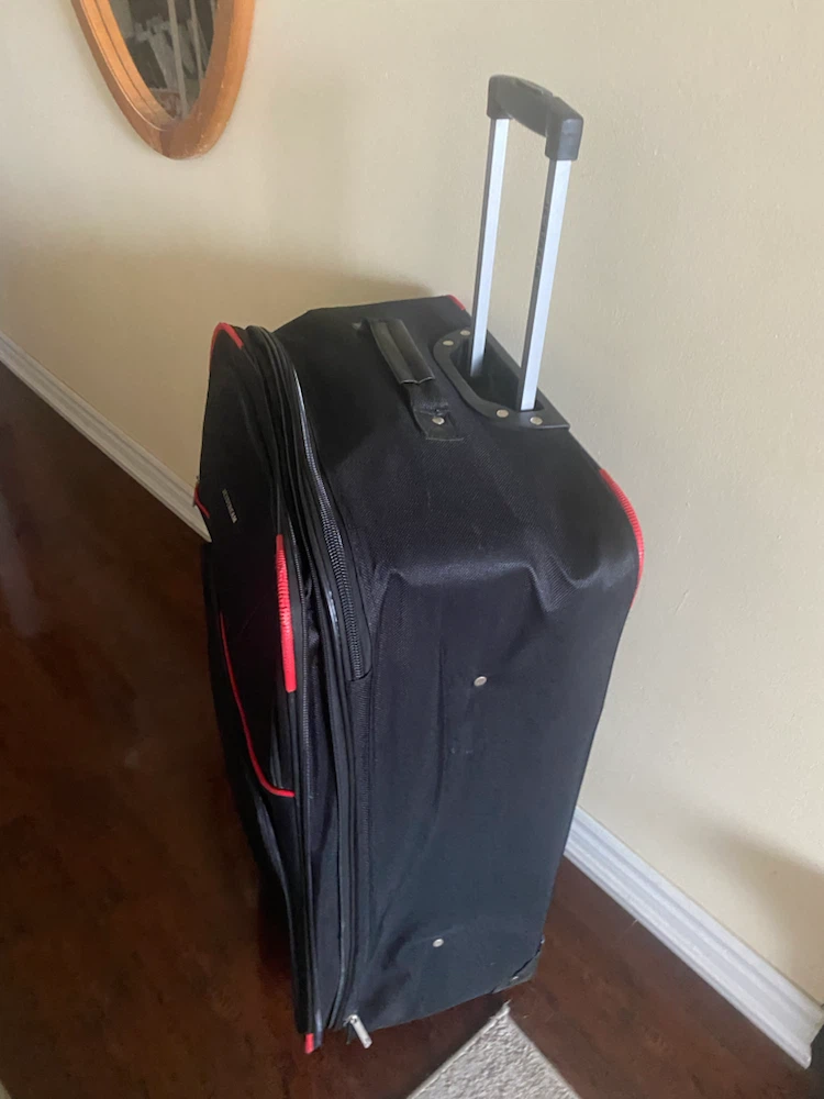 Jetstream Black Rolling Large Suitcase h:31-w:19-d:10 inches - photo 4