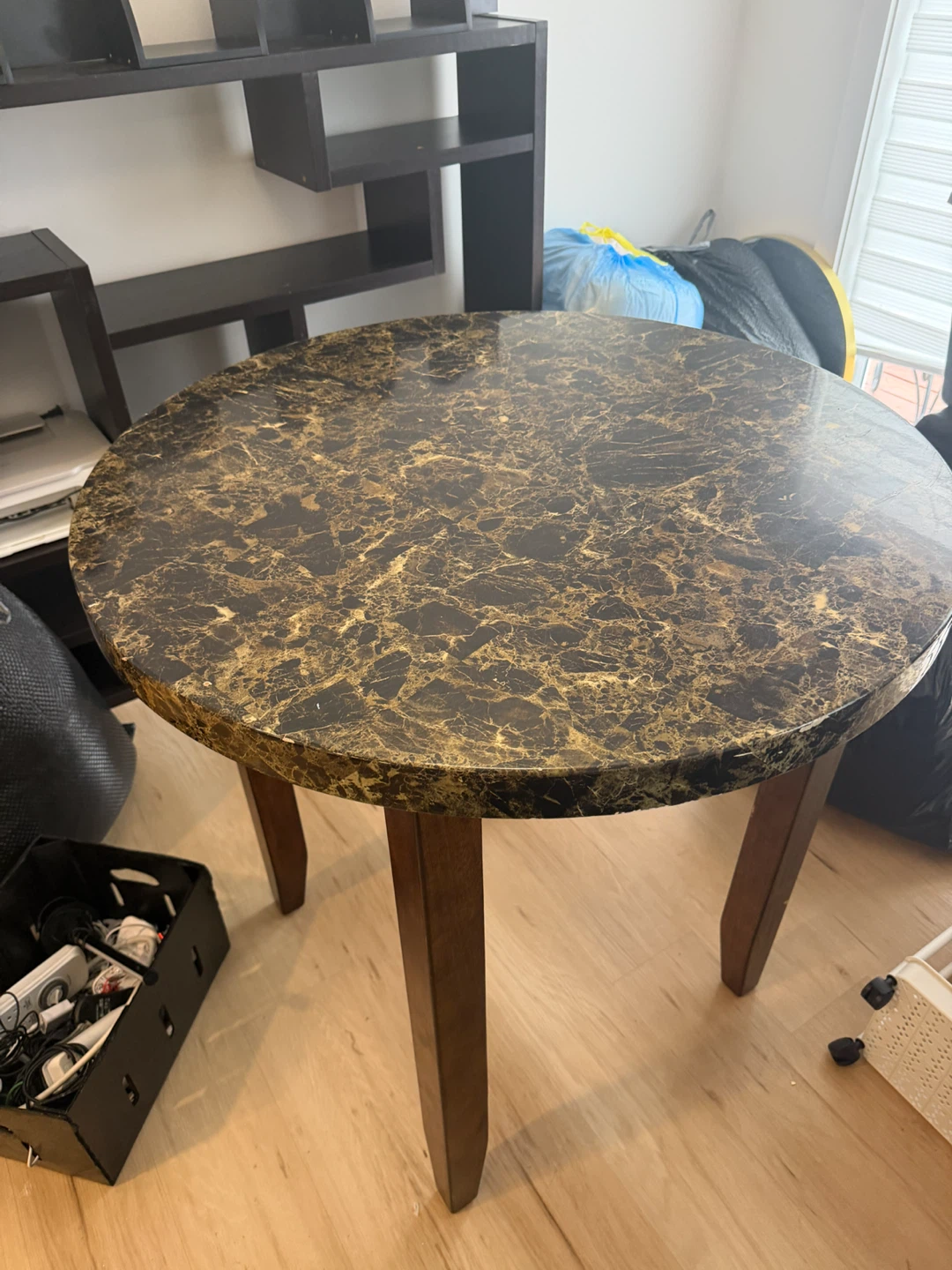 Round Dining Table with Faux Marble Top