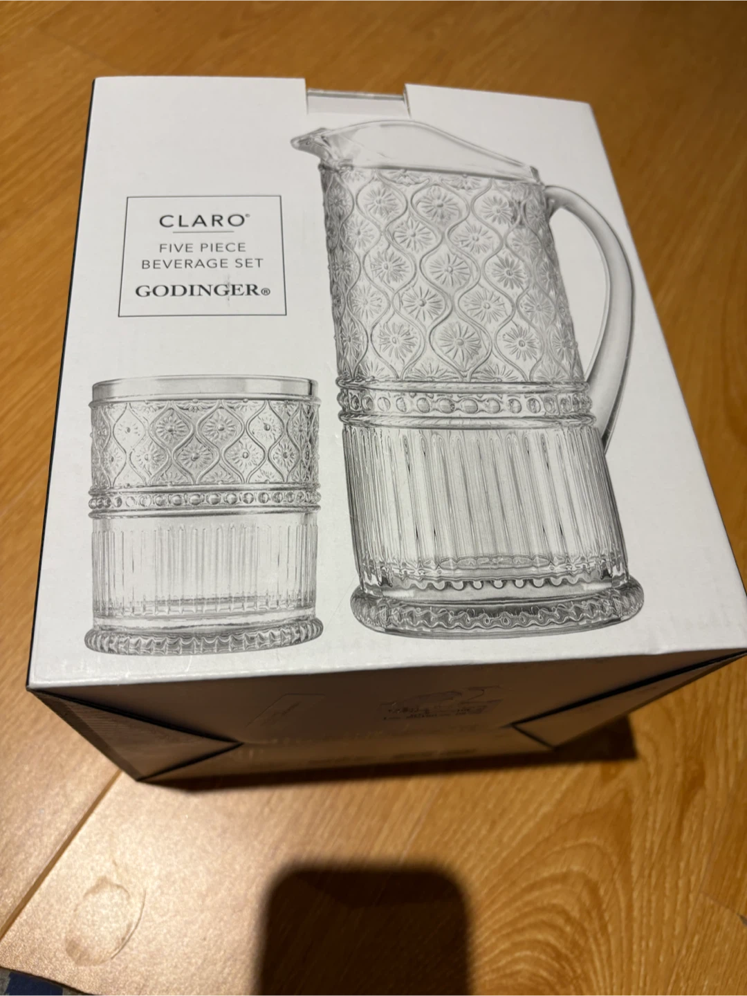 Brand new, 5 pc pitcher set in $30 only
