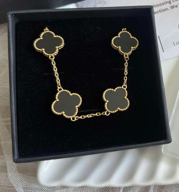 Vintage Alhambra Bracelet