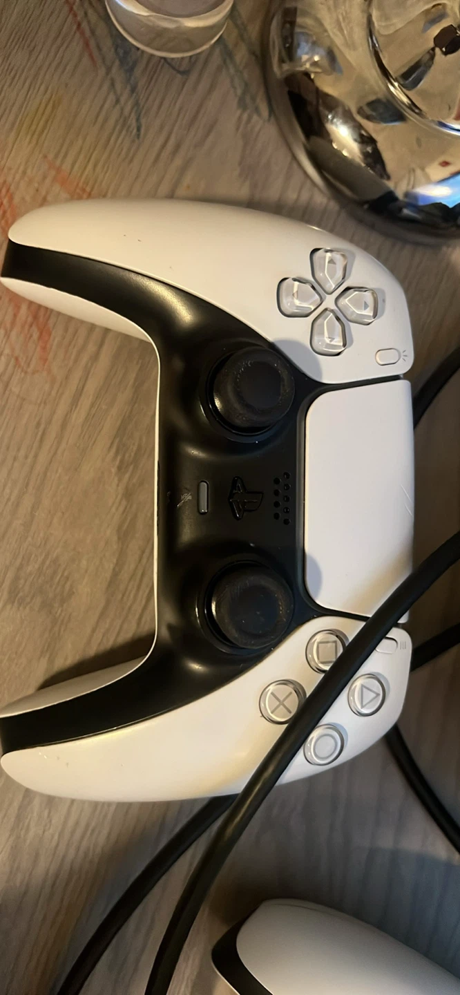 PlayStation 5 slim disc 1tb with 4 controllers - photo 5