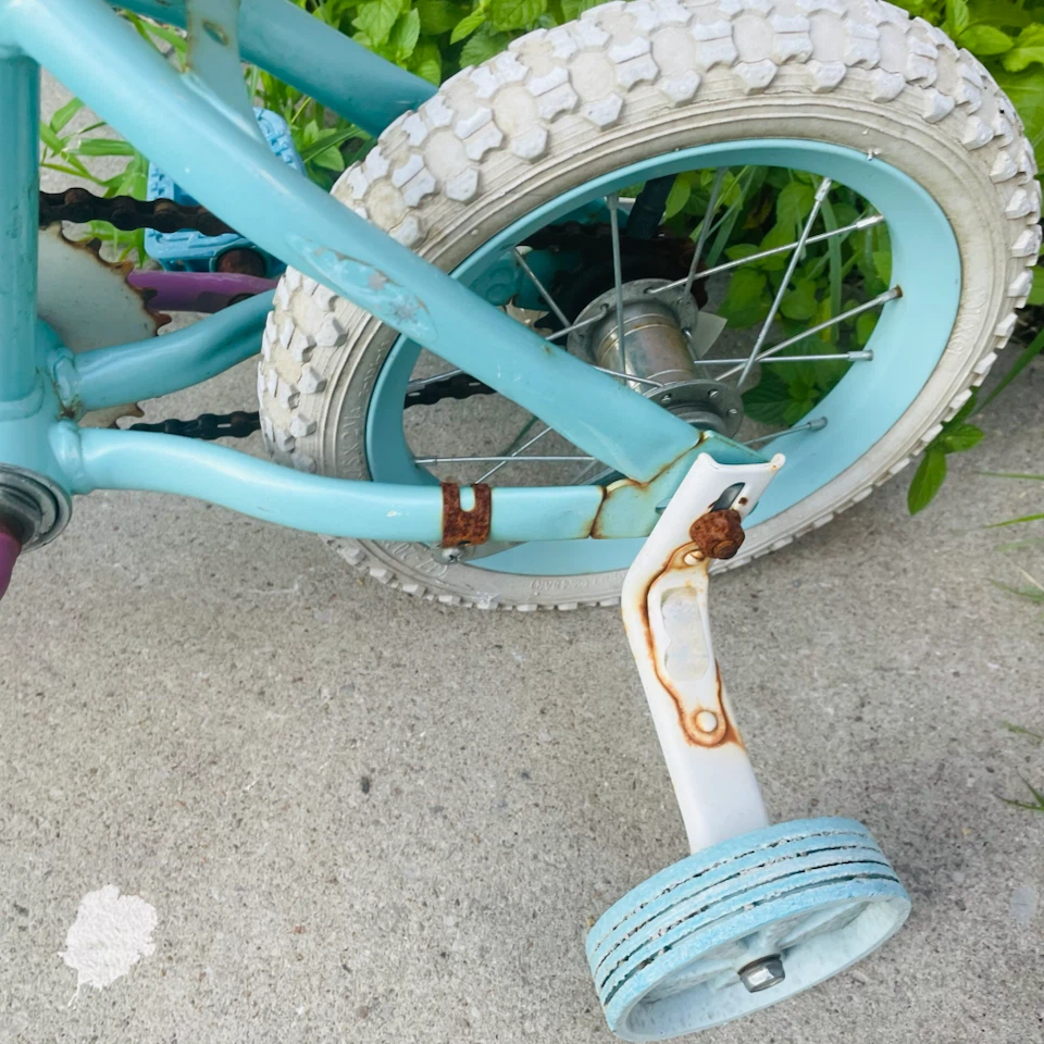 Toddlers ' Turquoise Training Bike - photo 2