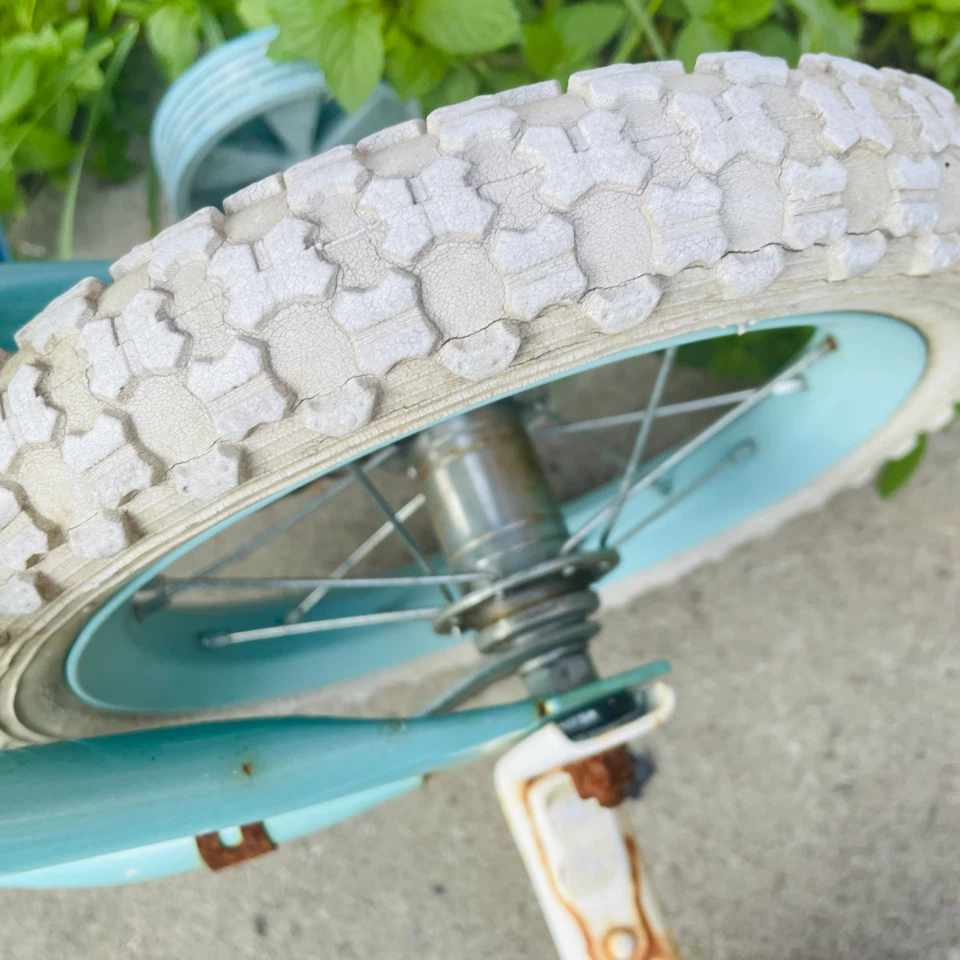 Toddlers ' Turquoise Training Bike - photo 4