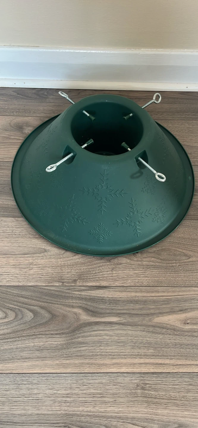 Green Christmas Tree Stand with Snowflakes