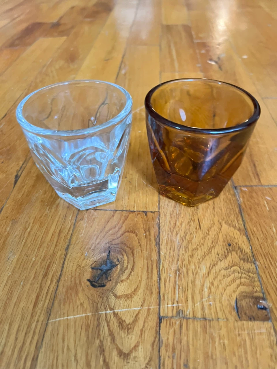 SET OF TWO NOTNEUTRAL VERO CORTADO GLASSES