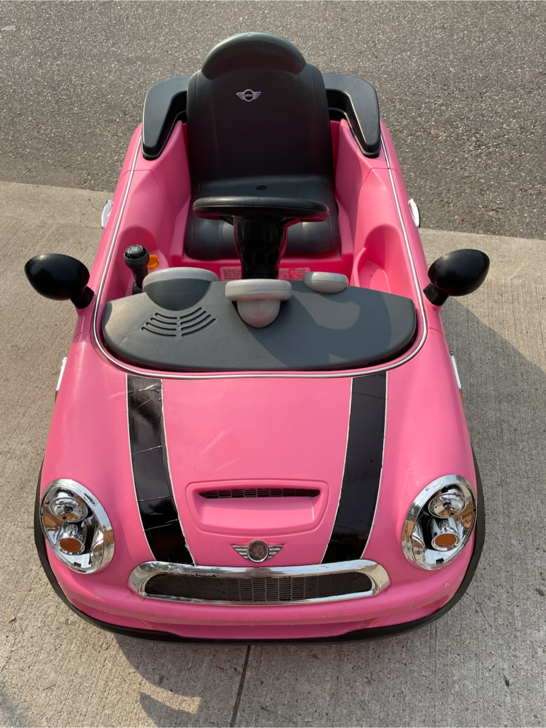 Pink Mini Cooper Ride-On Car for Kids - photo 4