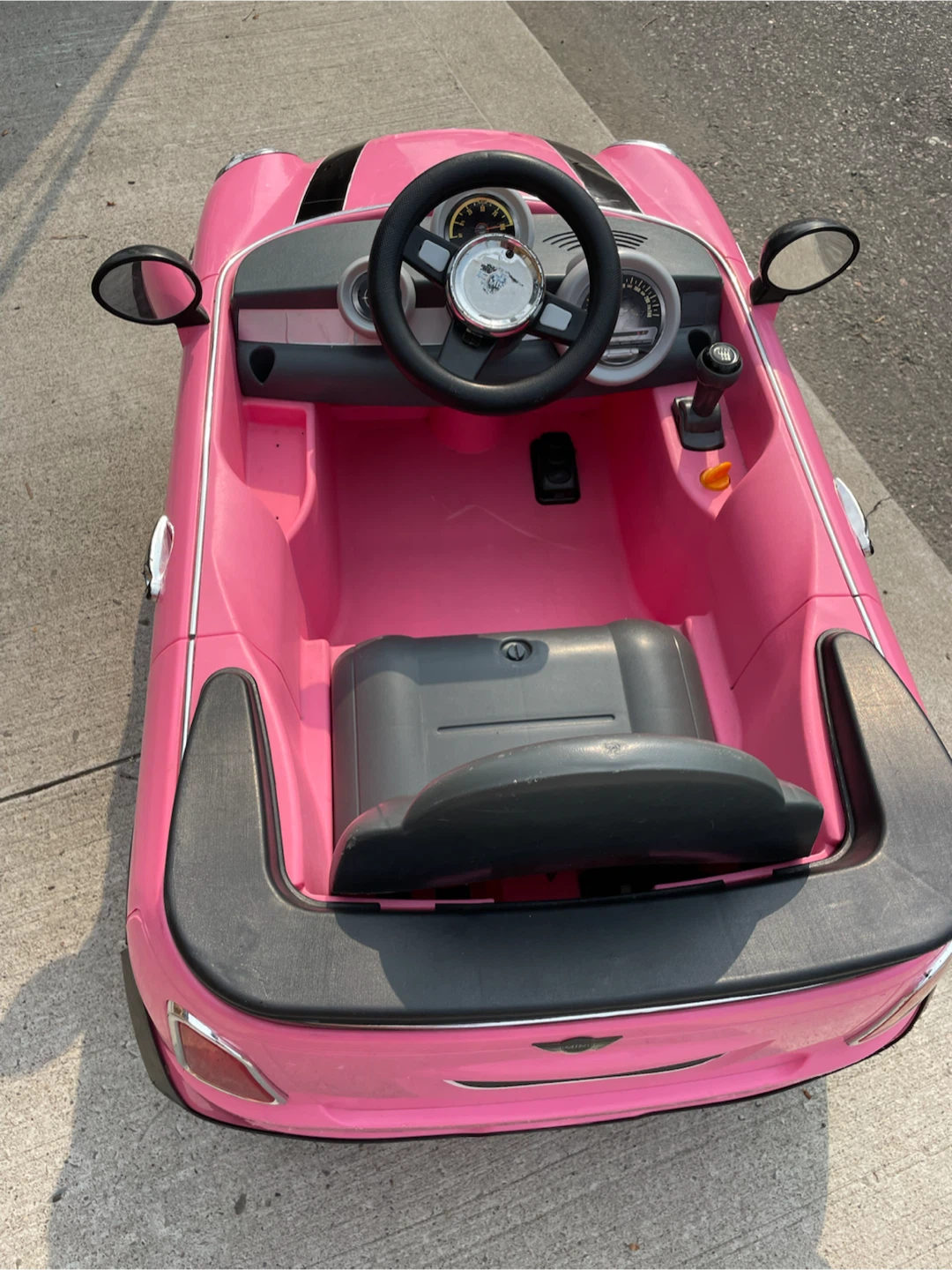 Pink Mini Cooper Ride-On Car for Kids - photo 5