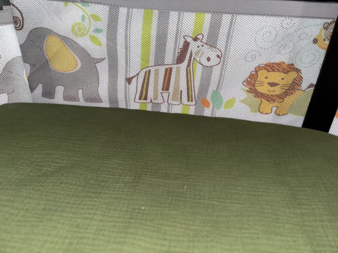 Crib + Mattress + Accessories – Items Starting at $5 - photo 4