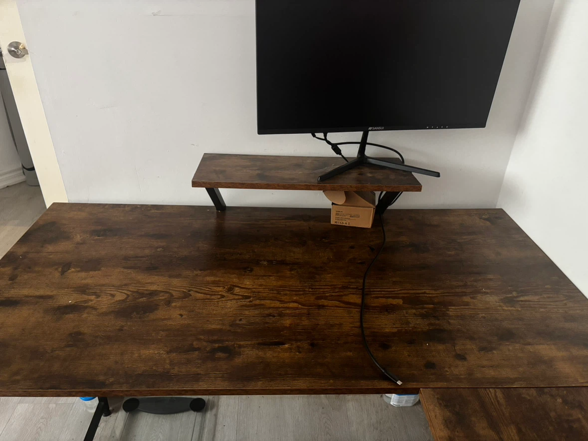 Rustic Wood Grain L-Shaped Desk