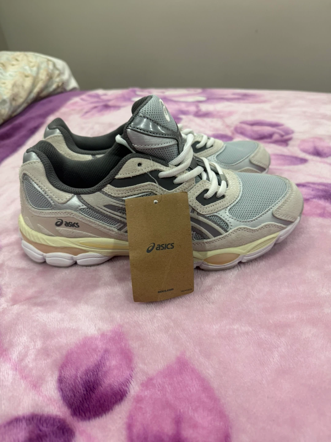ASICS