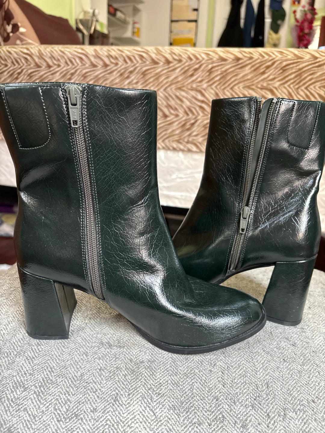 Women's Dark Green Faux Leather Heeled Boots - photo 4
