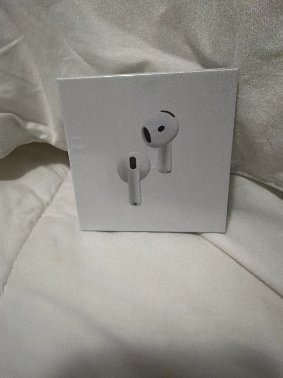 Apple AirPods 4 with Active Noise Cancellation