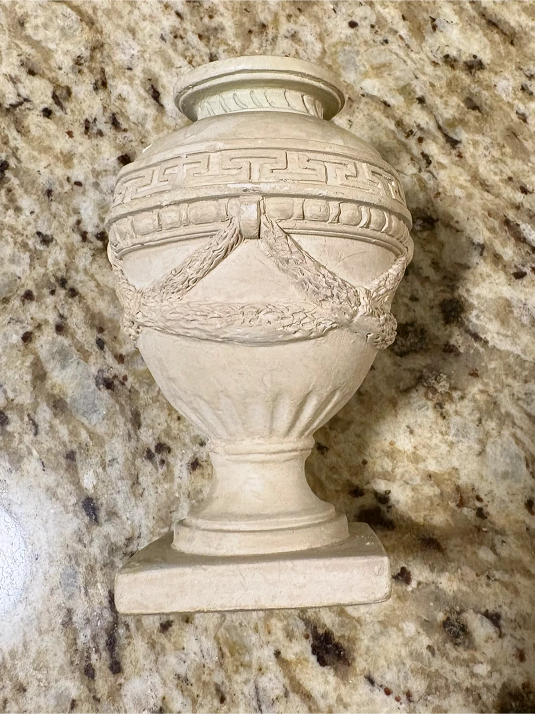 Decorative Vase and Woven Ball Set