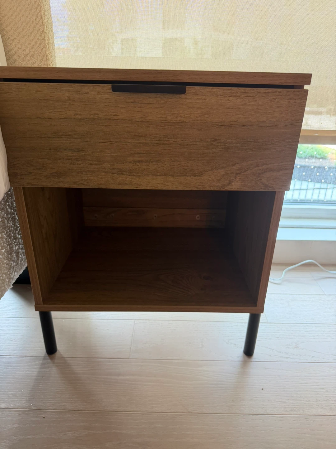 Set of 2 Wood Nightstands and Built-in Charging Station - photo 2