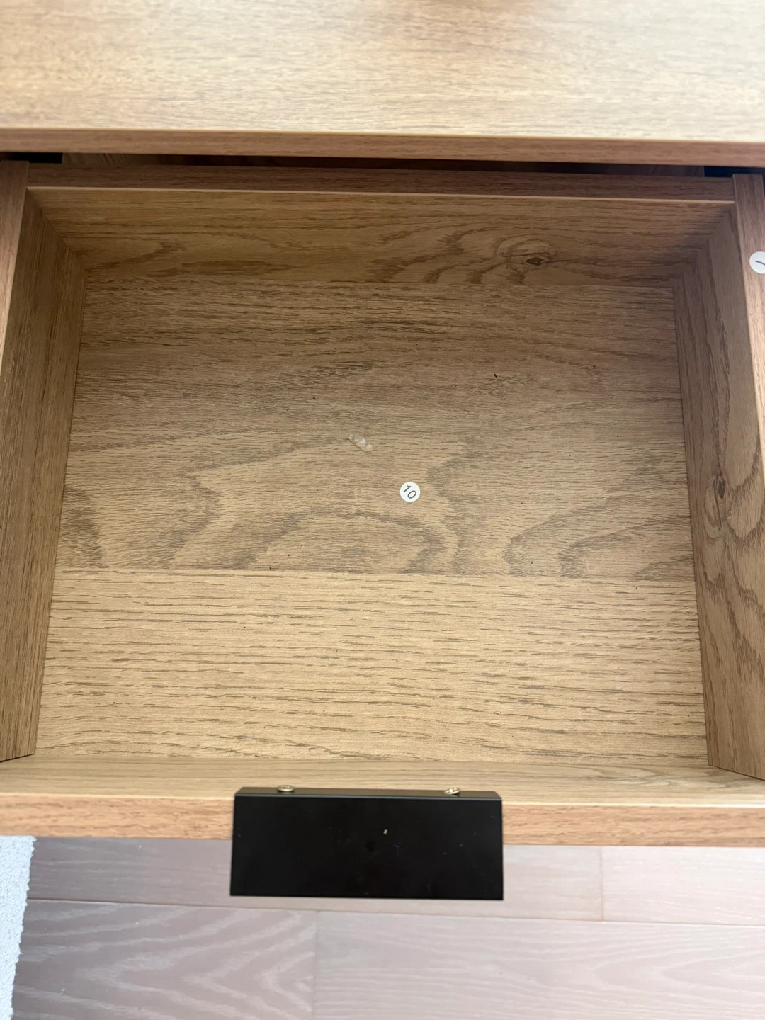 Set of 2 Wood Nightstands and Built-in Charging Station - photo 4
