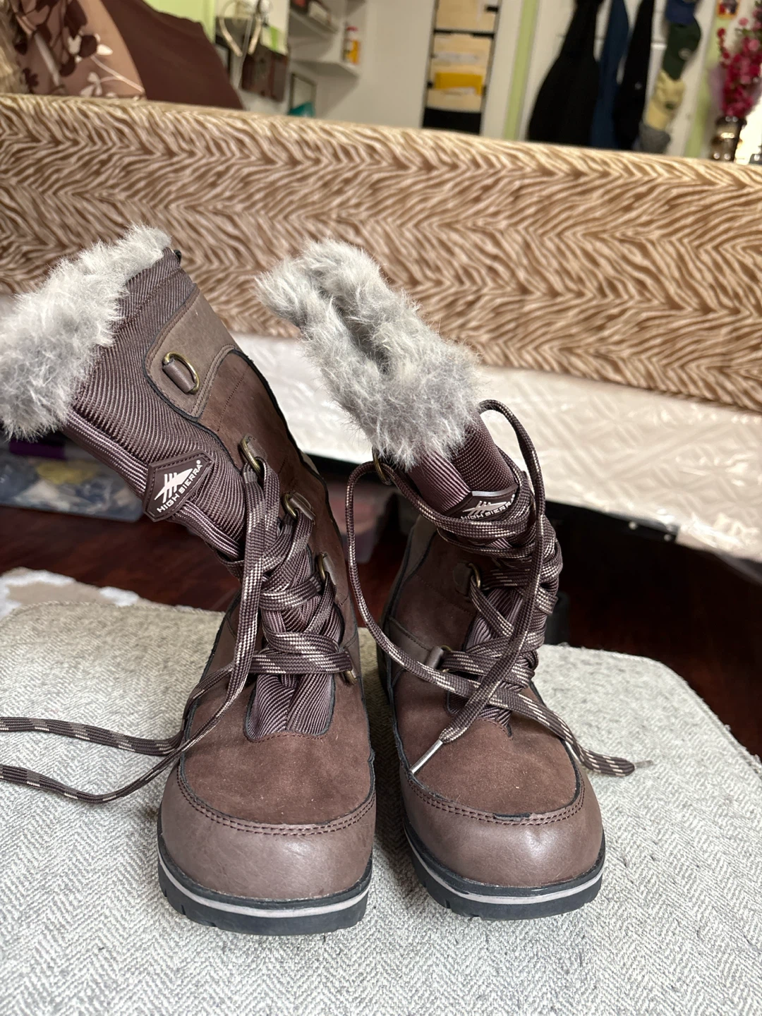 High Sierra Brown Winter Boots