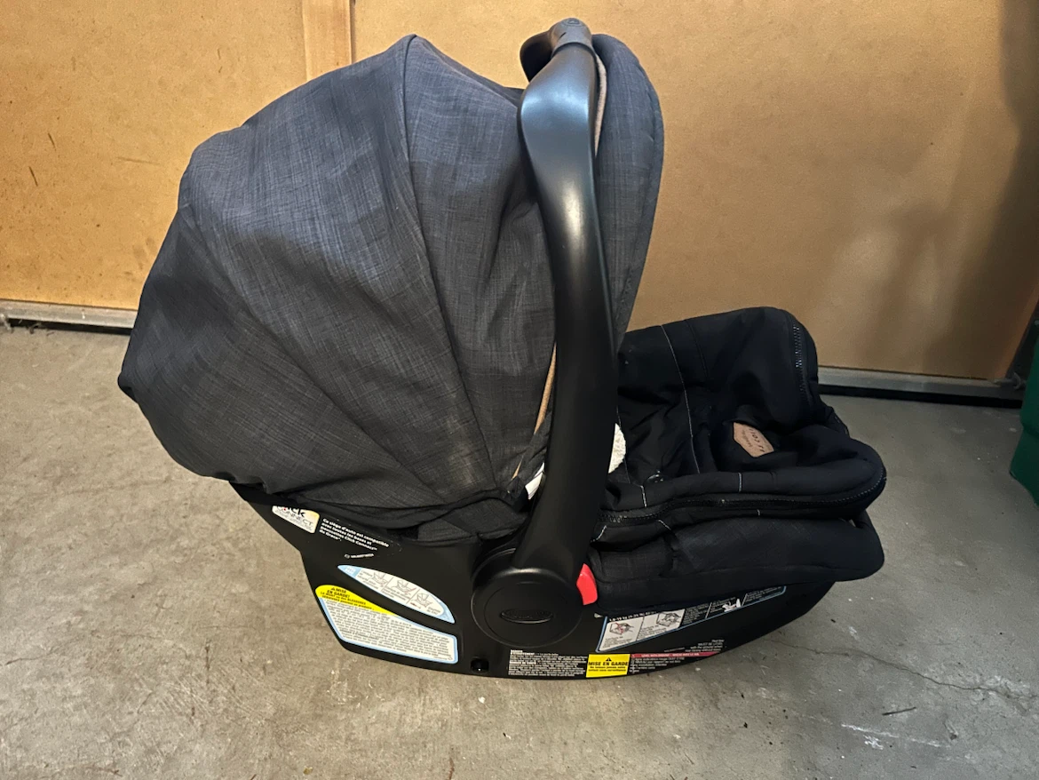 Graco Modes Travel System Stroller and SnugRide Car Seat - photo 2