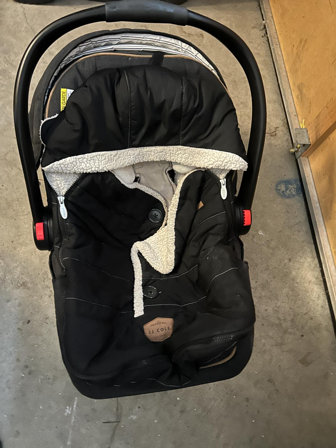 Graco Modes Travel System Stroller and SnugRide Car Seat - photo 3
