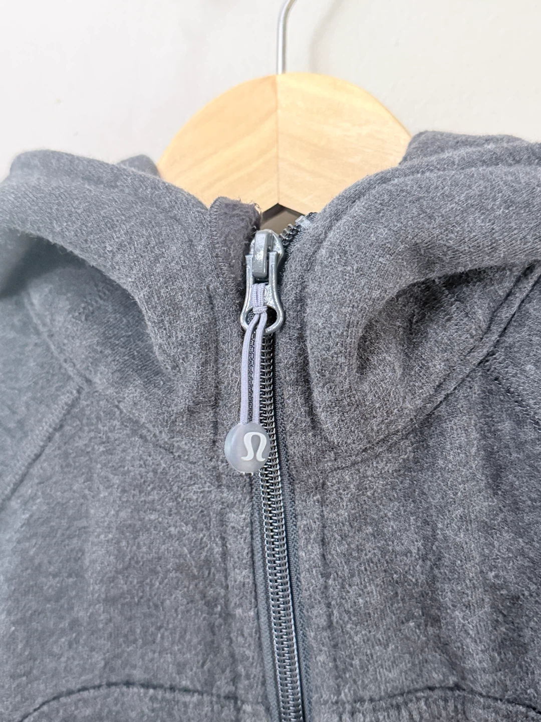 Lululemon Scuba Full Zip Hoodie Heathered Charcoal Gray Size 4 - photo 3