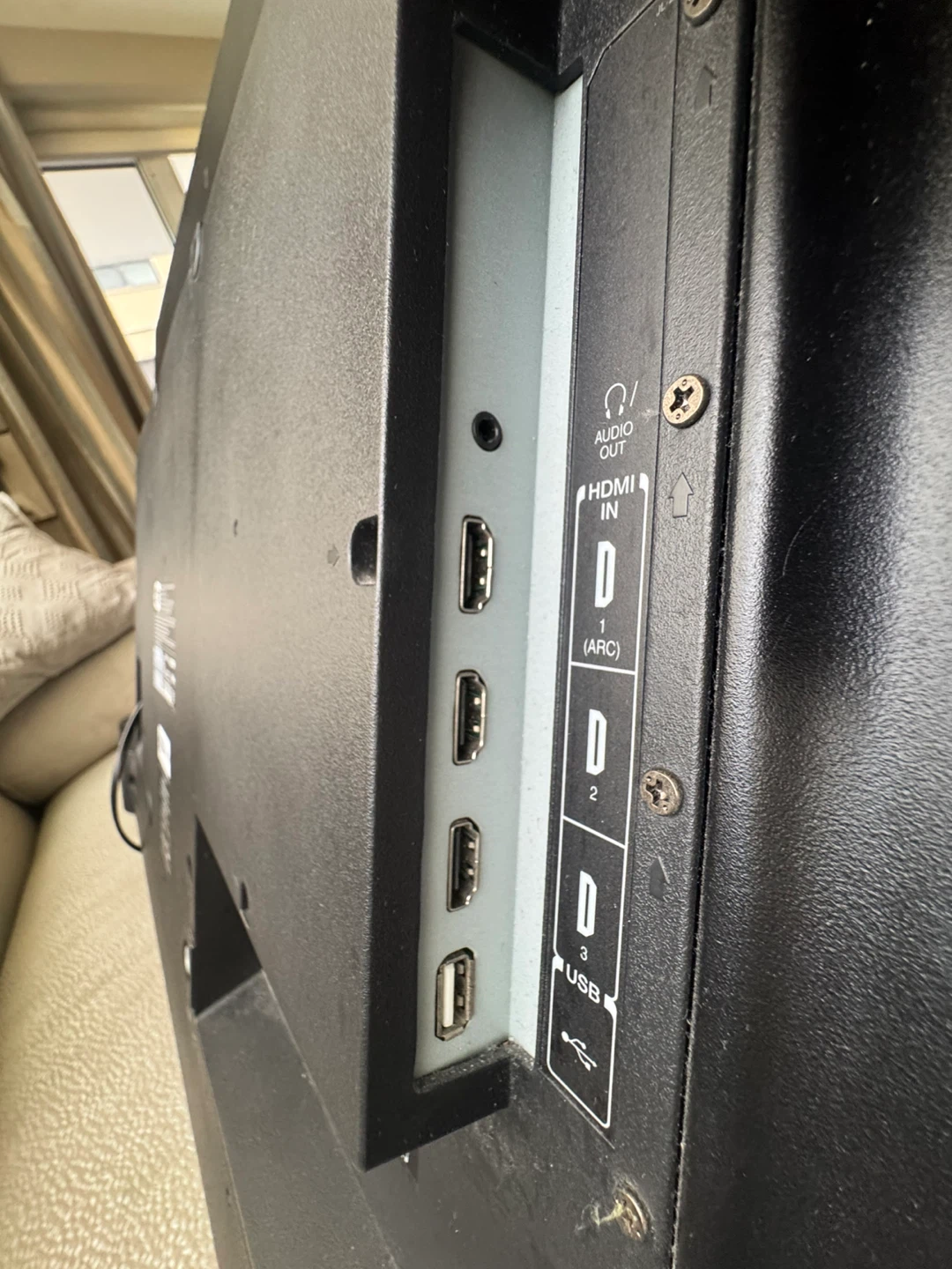 Toshiba TV $20 - photo 3