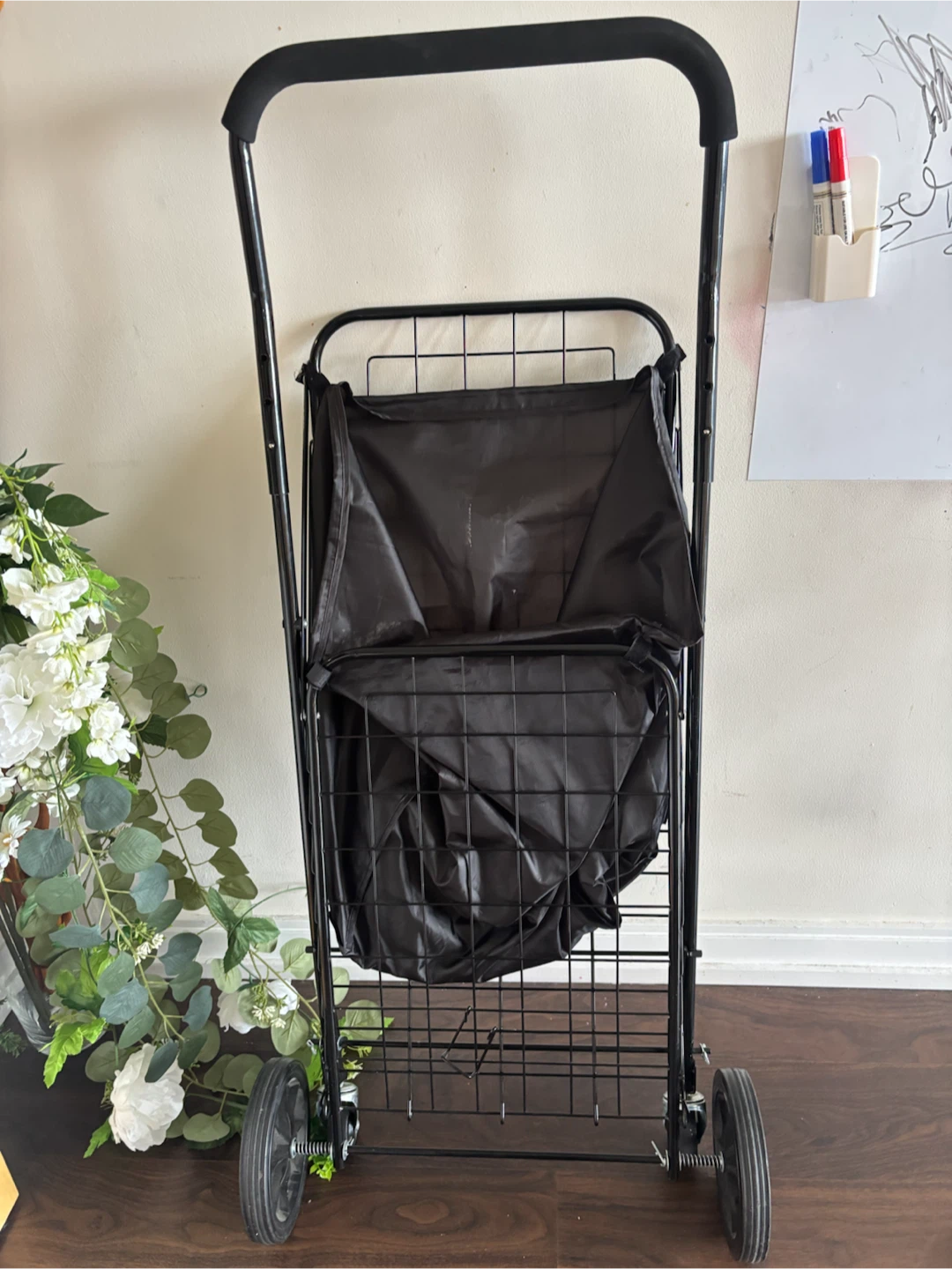 Black Shopping Cart with Bag - photo 2