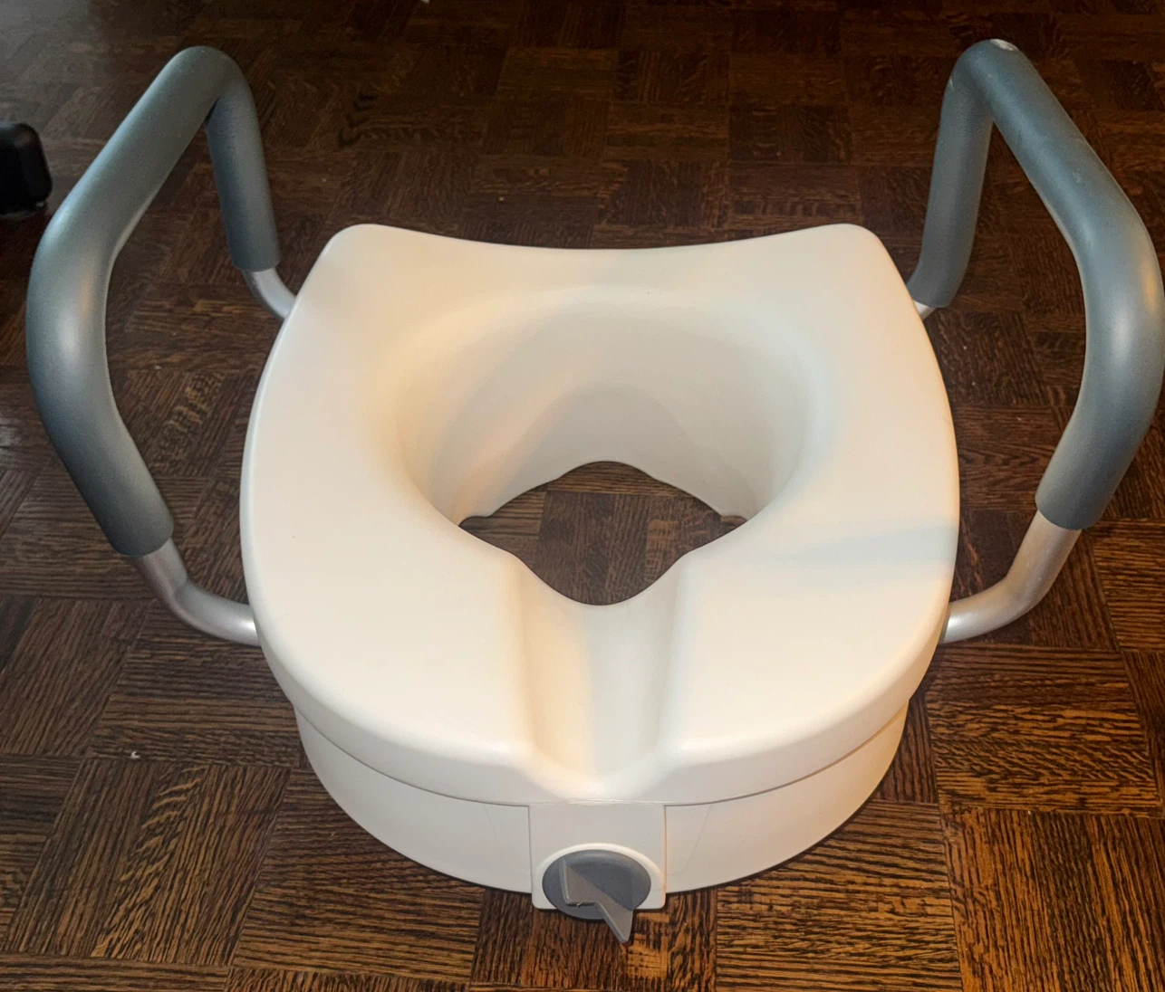Raised Toilet Seat with Handles $5