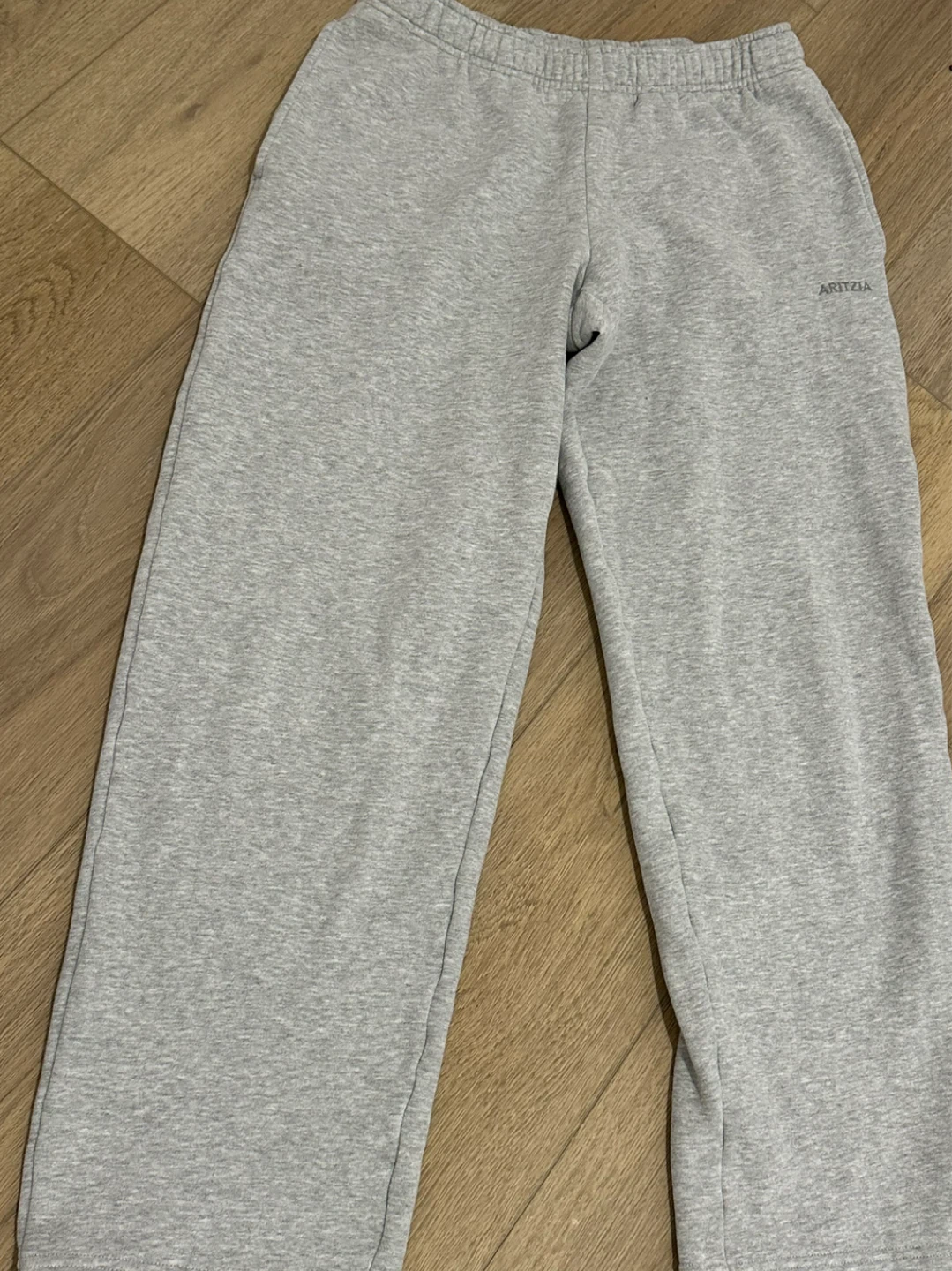 Aritzia Sweatfleece Mega Fit Sweatpants