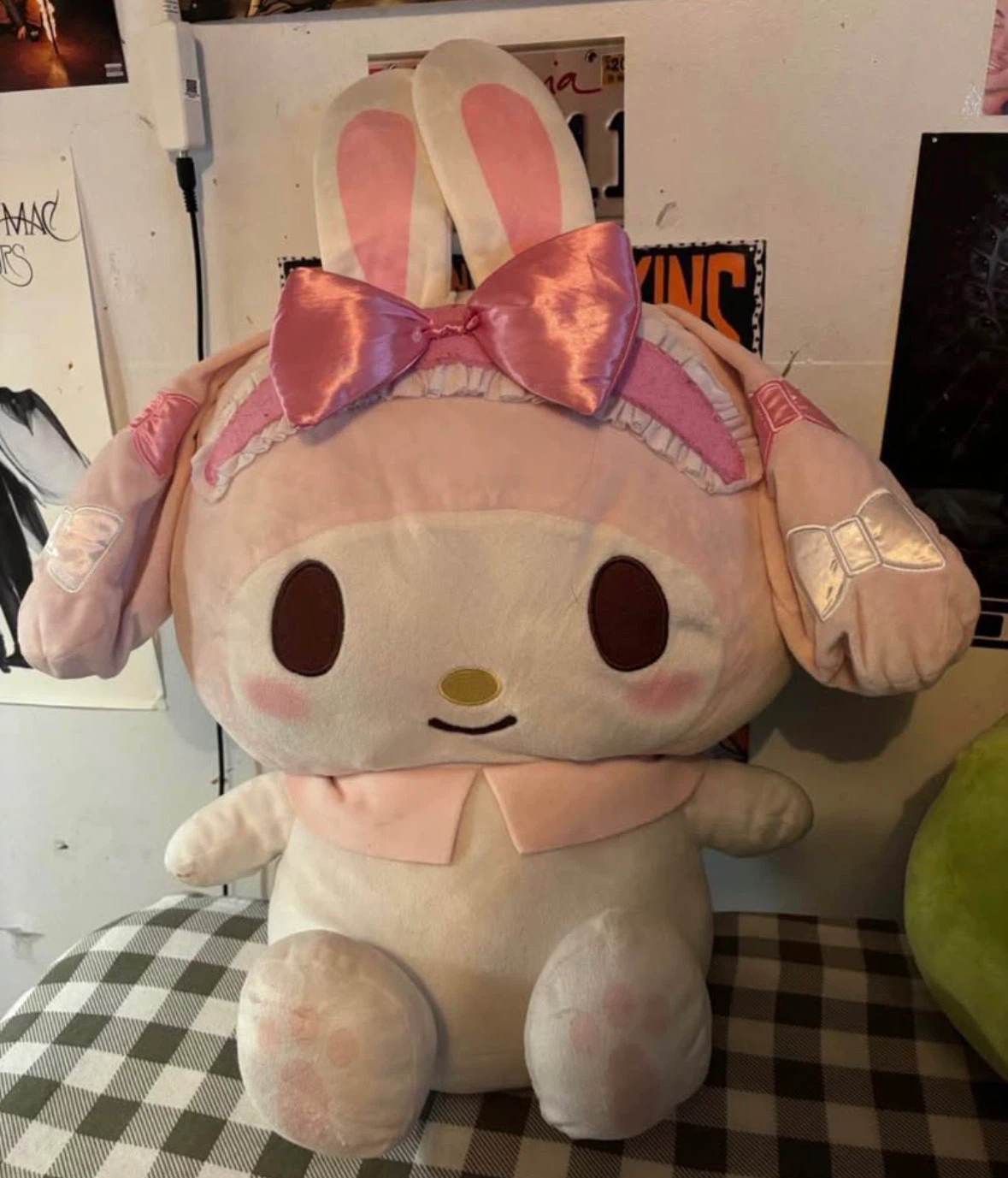 LIMITED EDITION RARE MY MELODY STUFFED ANIMAL