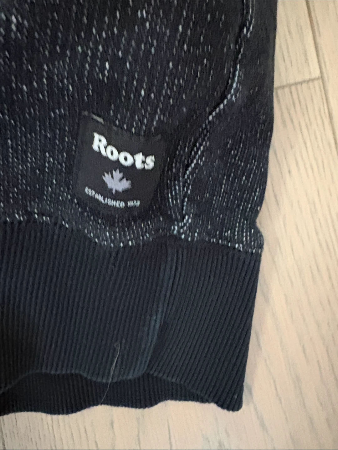 Roots Zip-Up Hoodie - men’s small / women’s medium - photo 4