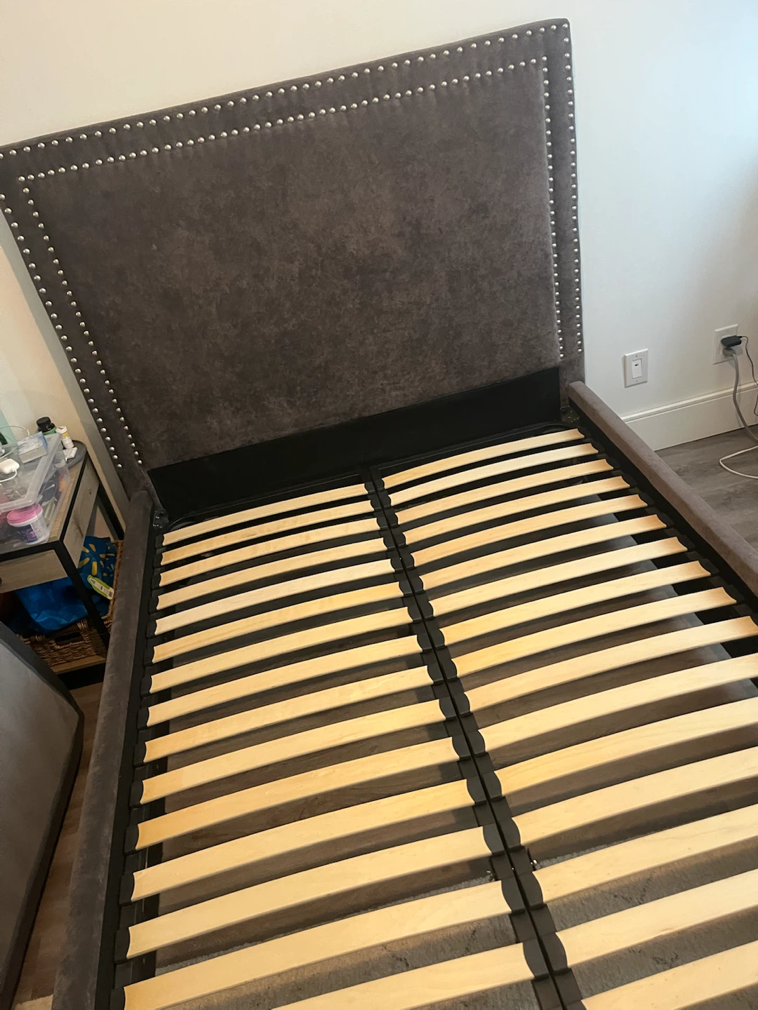 Grey Upholstered Double Bed Frame with Tufted Headboard - photo 4