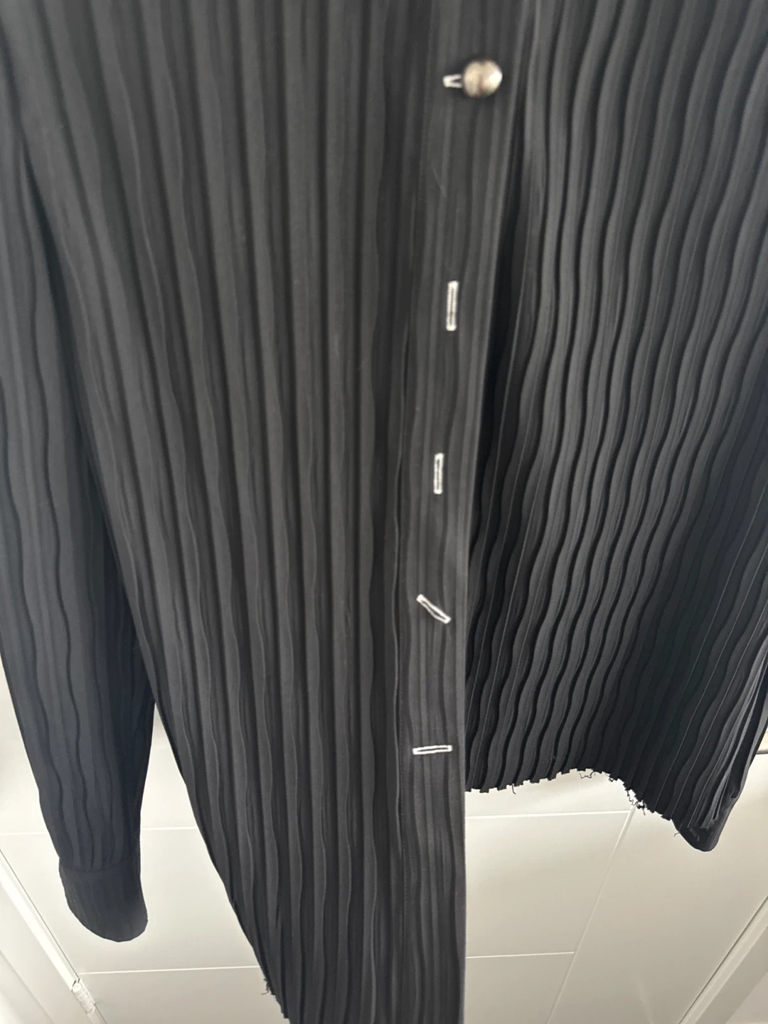 Designer Anno Mundi Black Pleated - photo 2
