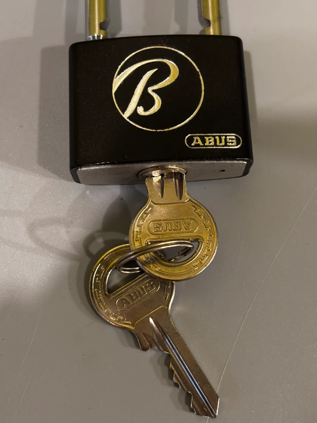 ABUS Padlock with 2 Keys - photo 3