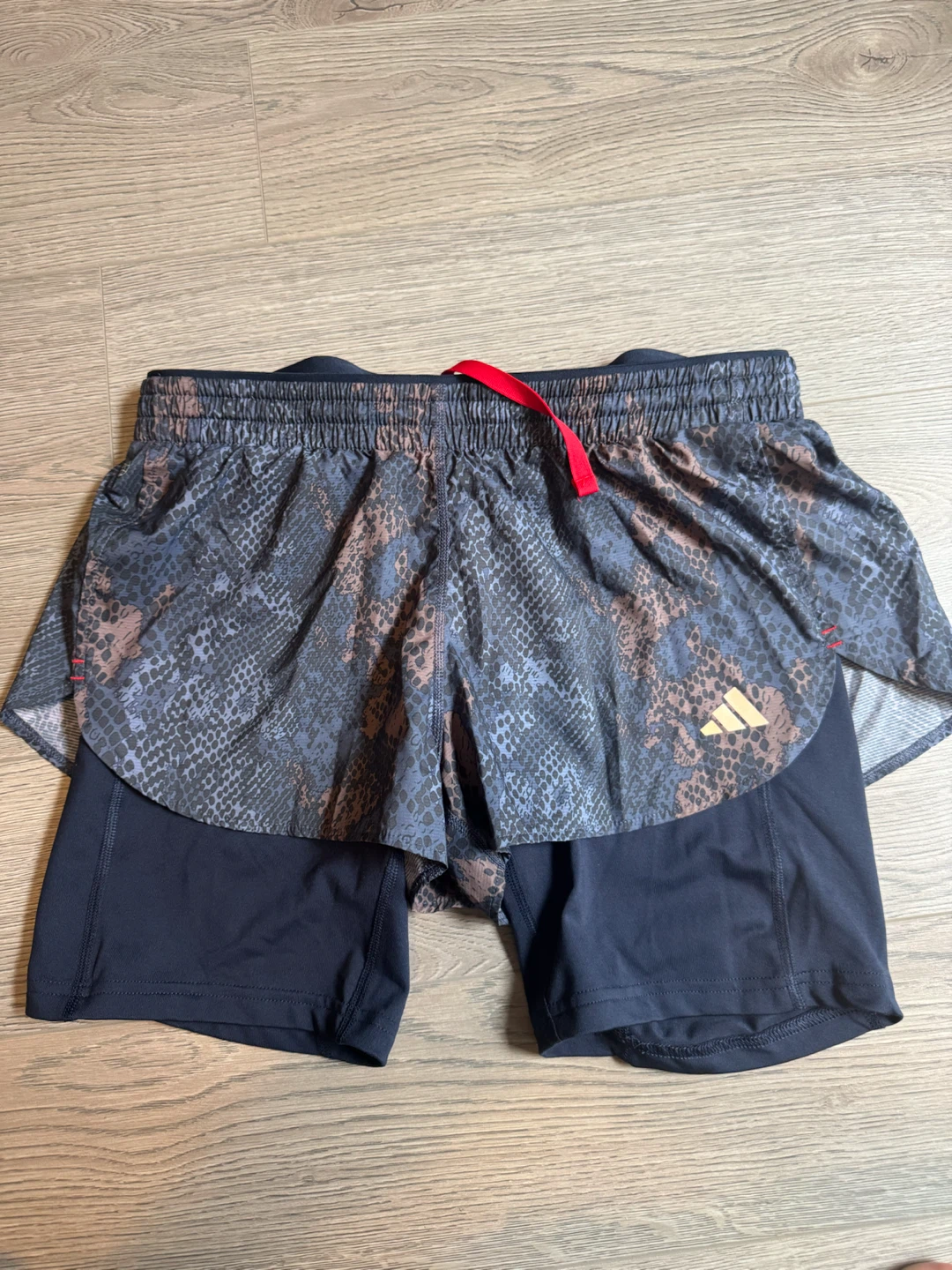 Adidas Women's Running Shorts size S - photo 2