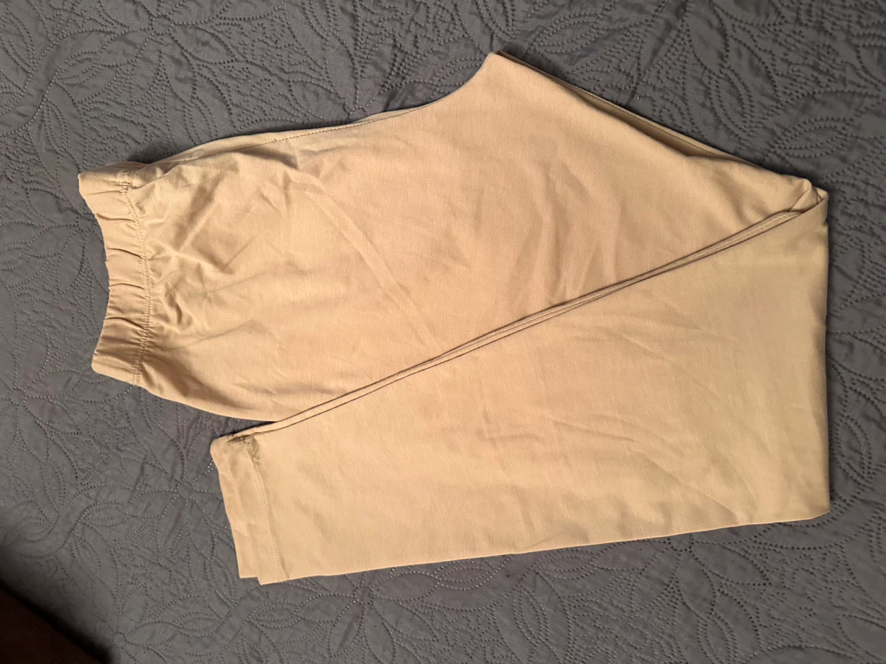 Bundle of 2 Pairs of Black and Beige Leggings - photo 2