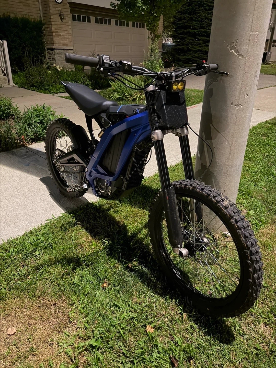 2023 Surron Light Bee X (Mint)
