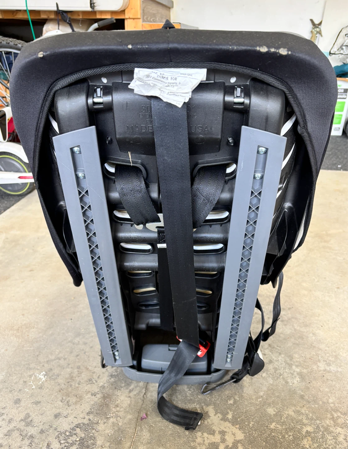 FREE Evenflo Car Seat - photo 2