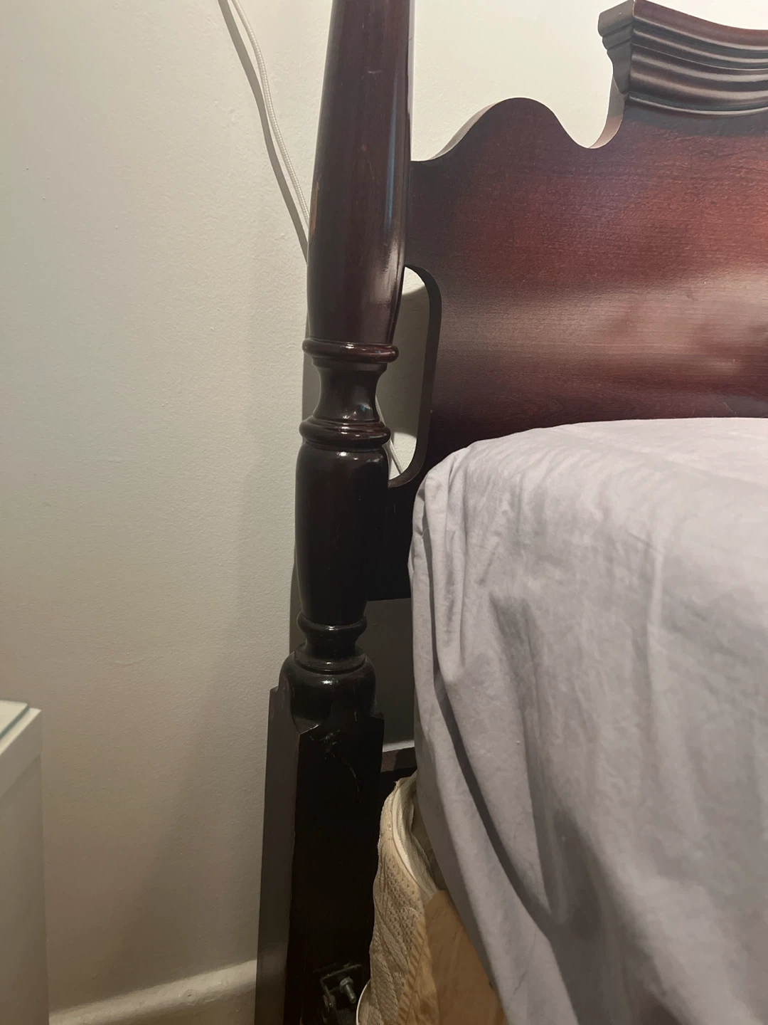 Four Poster Bed Frame - Dark Wood - photo 4
