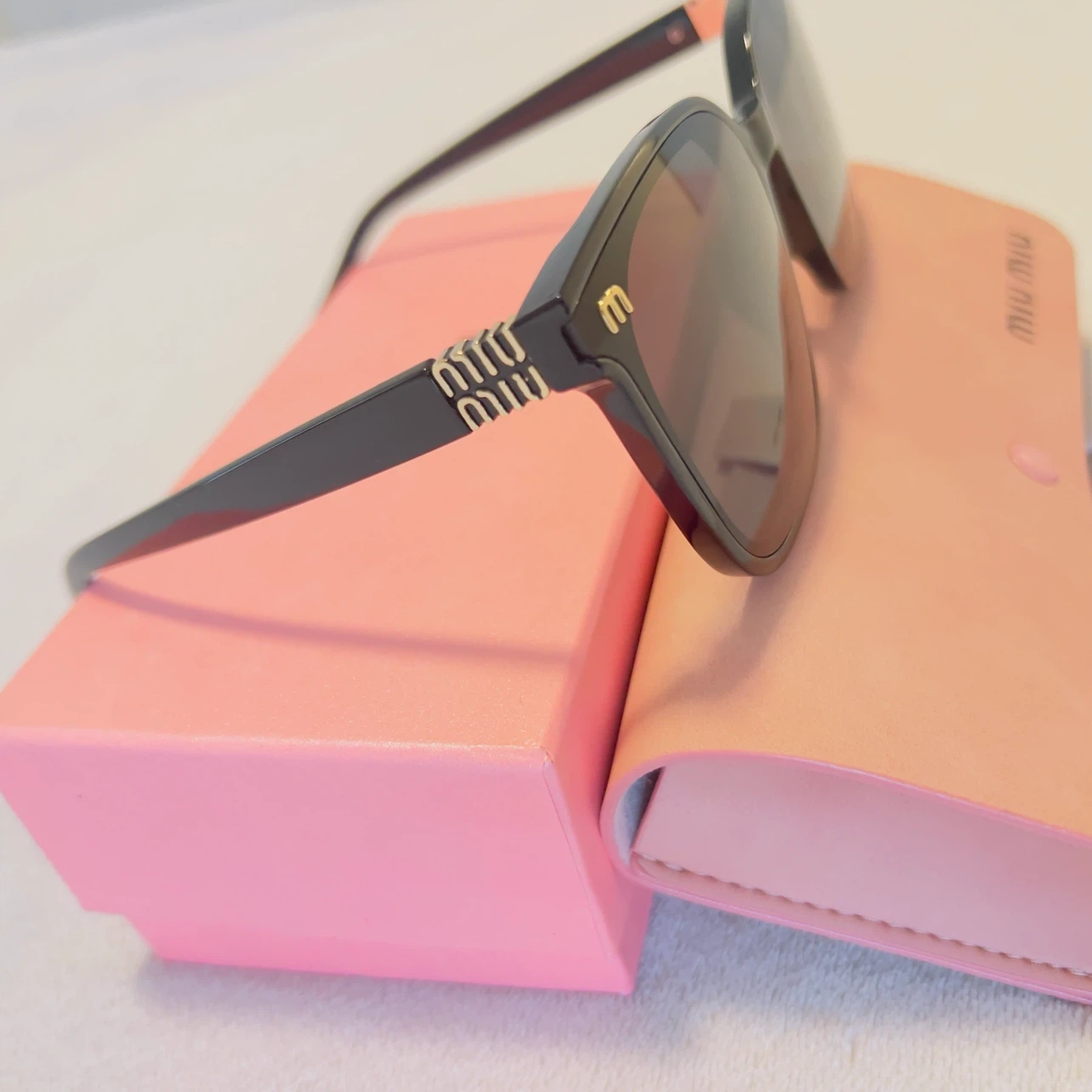 Miu Miu Black Cat-Eye Sunglasses with Case - photo 3