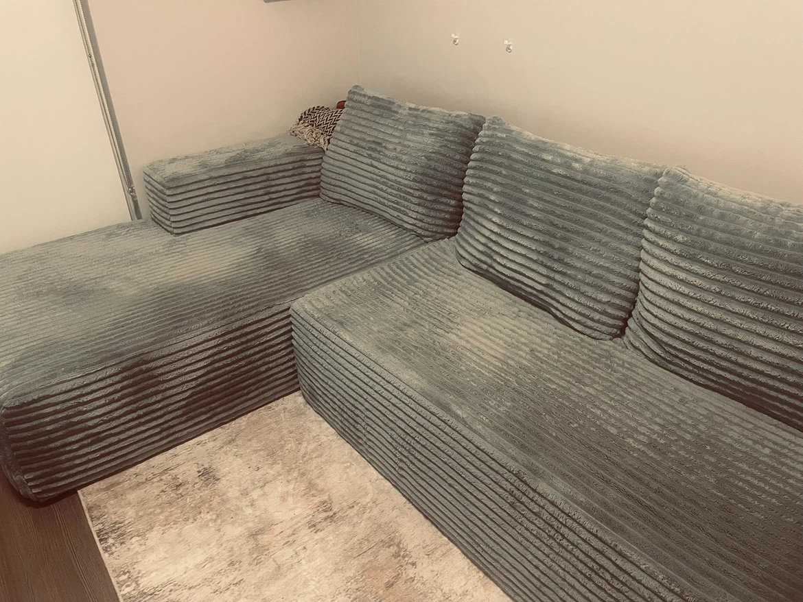 Boneless couch