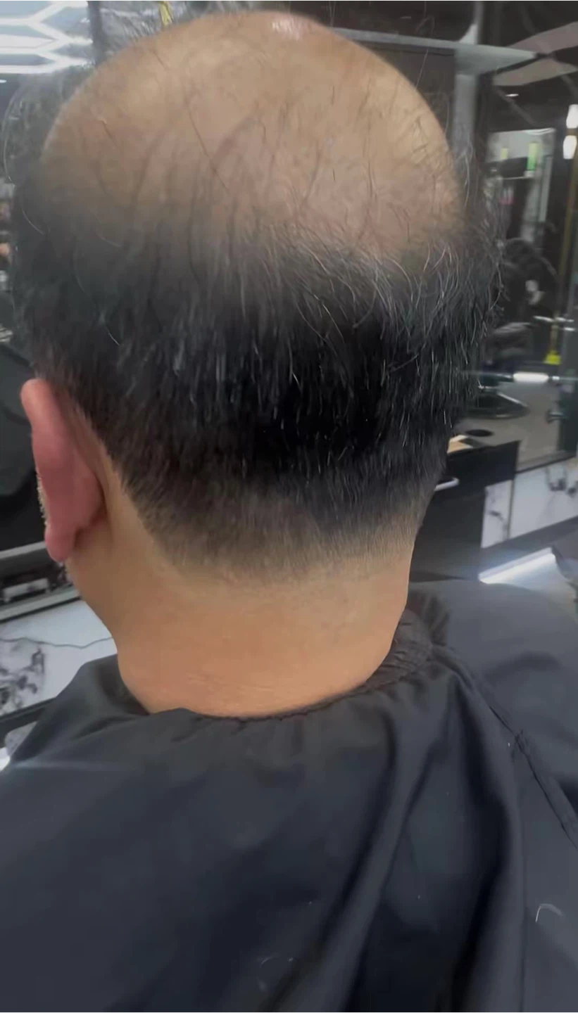 Men's Fade Haircut with Design - photo 2