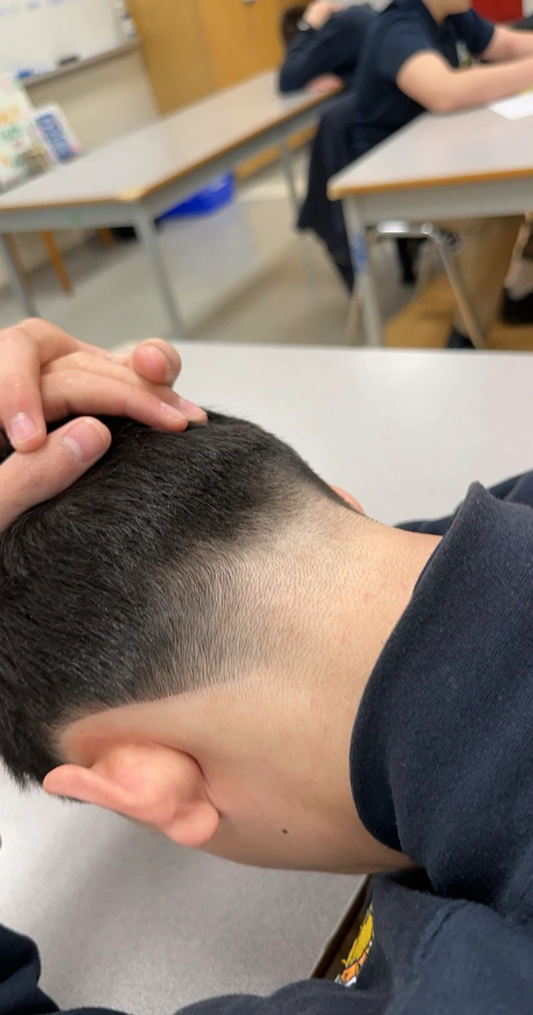 Men's Fade Haircut with Design - photo 5