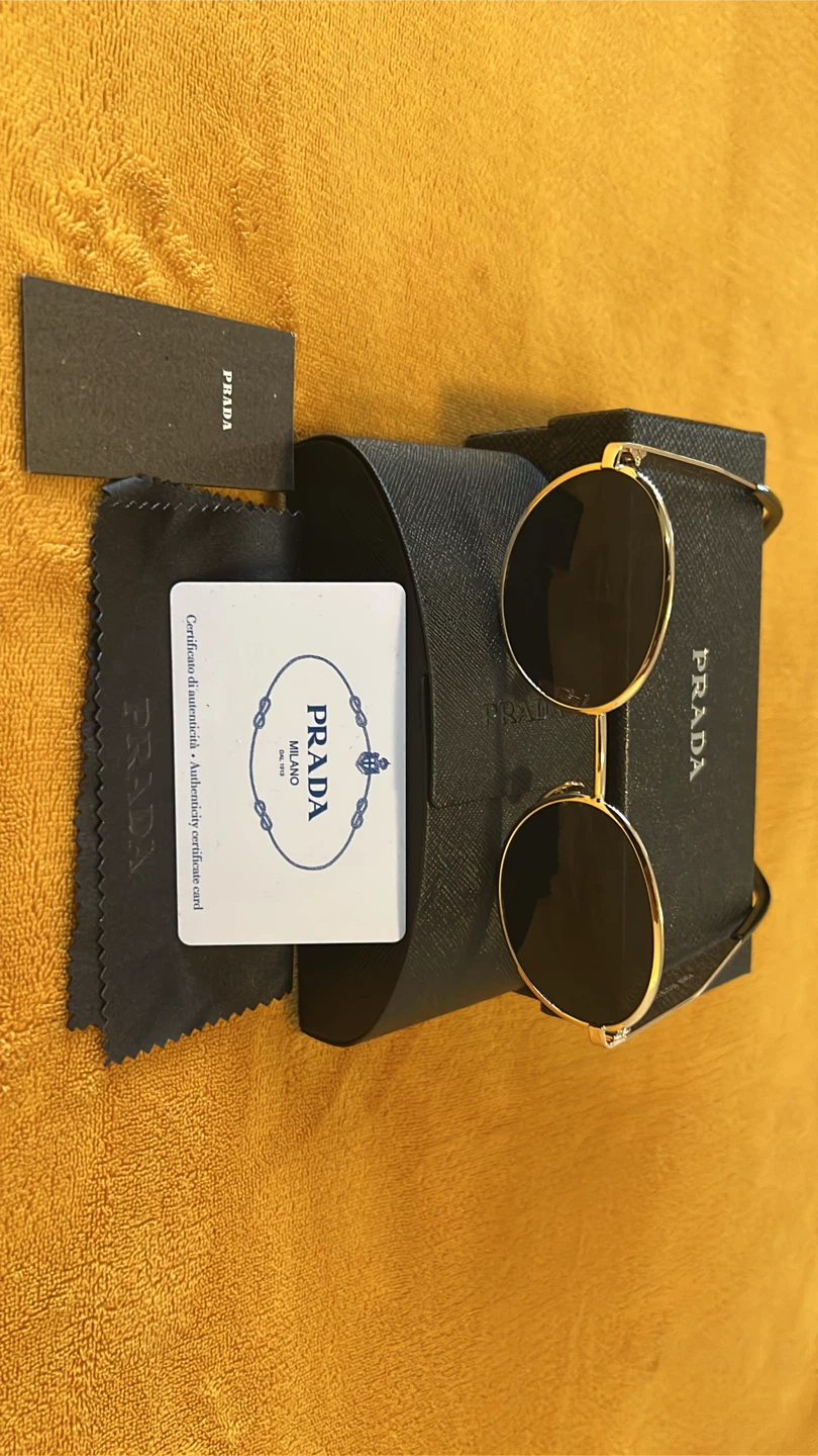 Prada Sunglasses - photo 2