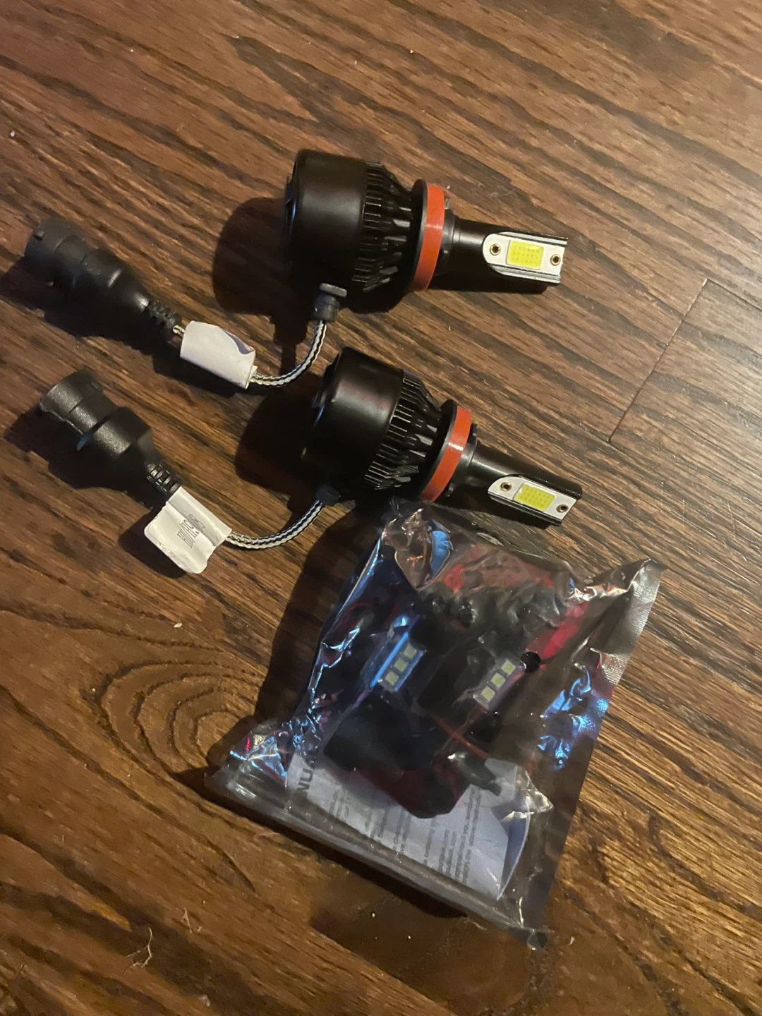 2x LED Headlight 2x Fog Light Bulbs for Cars
